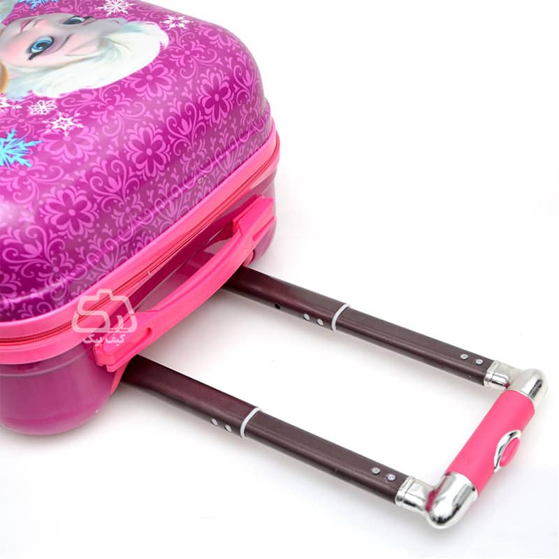 girls-suitcase-MI700477-5.jpg